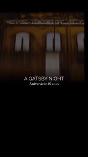 ✨ 🥂 A Gatsby Night

Uma celebração de 40 anos inspirada na exuberância dos Anos 20, onde o champanhe, os cocktails de autor, o jantar exclusivo, e a dança se unem numa experiência pensada ao detalhe! 

@lilianaferreiraeventdesign_ 
@jalmeida_catering 
@thegoldenshaker_ 
@mariokittyeventos 
@nels0n_silva 

#gatsbysoirée #luxurycelebration #aniversarioluxo #artederceber #gatsbyparty #loucosanos20 #eventporto #palacete #arte #patrimonio